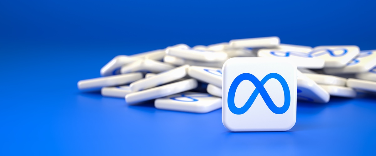 3D render featuring the Meta infinity logo on a white rounded tile with a pile of matching tiles behind on a bright blue background. Ideal for social media, tech platforms, digital communication and branding concepts.